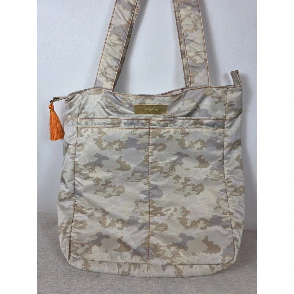 JuJuBe Be Light tote bag in the 
